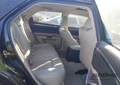 2005 Chrysler 300C from USA, damaged, VIN 2C3JA63H95H588106